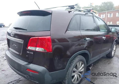 2011 Kia Sorento Ex V6 z USA, uszkodzony, nr VIN 5XYKUDA28BG124213